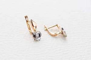 Серьги Цветы из красного золота с 2 фианитами