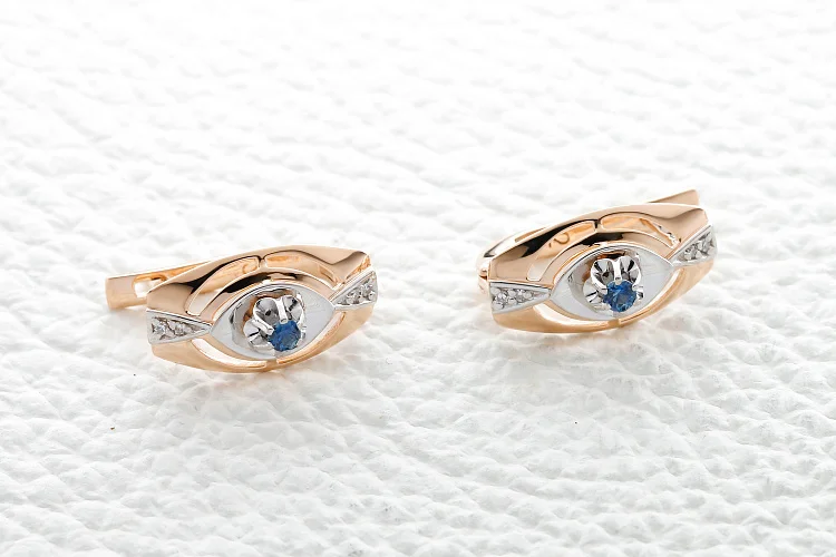 Серьги из красного золота с 2 сапфирами и 8 бриллиантами