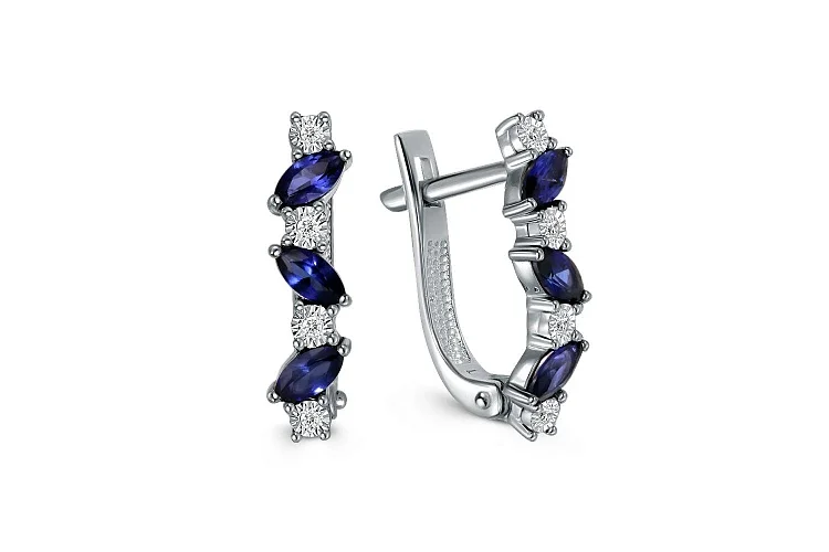Серьги из белого золота с 6 сапфирами и 8 бриллиантами