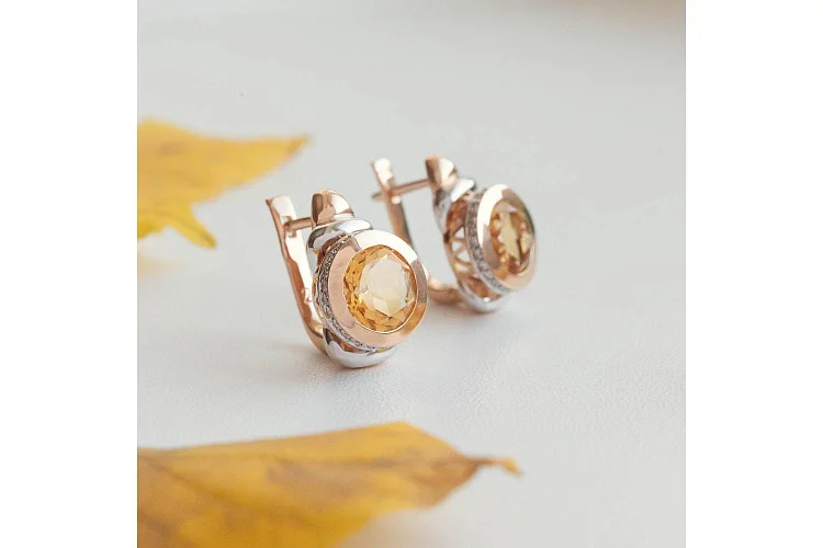 Серьги из красного золота с 2 цитринами и 52 фианитами