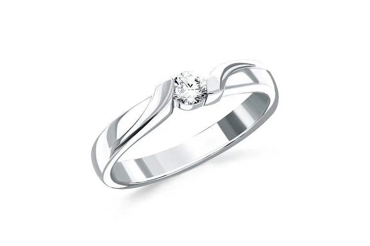 Кольцо из белого золота с выращенным бриллиантом