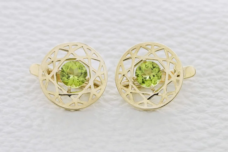 Серьги Круги из жёлтого золота с 2 хризолитами