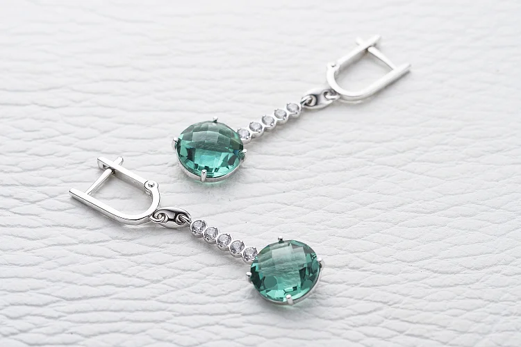 Серьги из белого золота с 2 кварцами и 10 фианитами