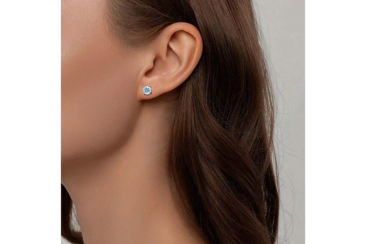 Серьги-пусеты из жёлтого золота с 2 топазами sky