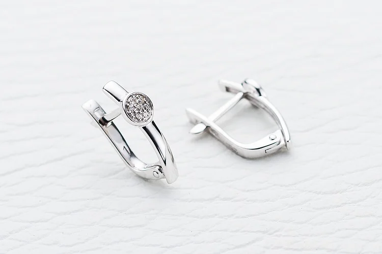 Серьги из белого золота с 14 бриллиантами