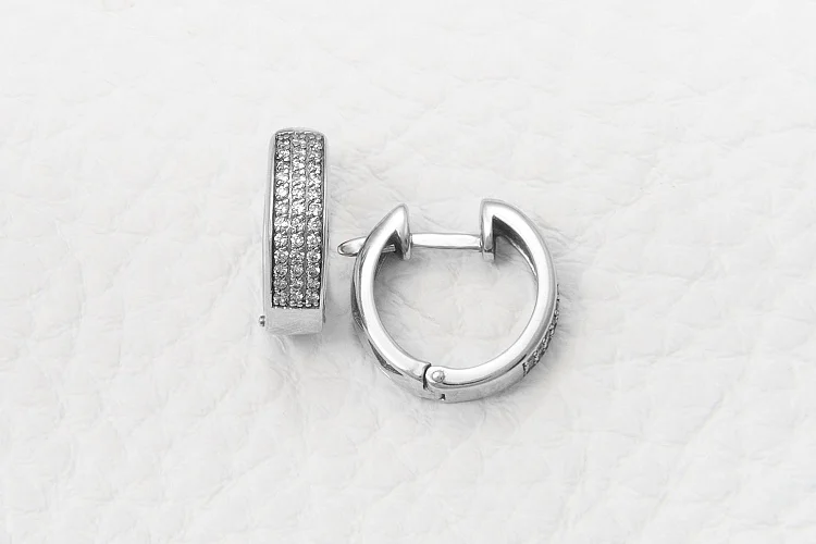 Серьги Дорожки из белого золота с 72 бриллиантами