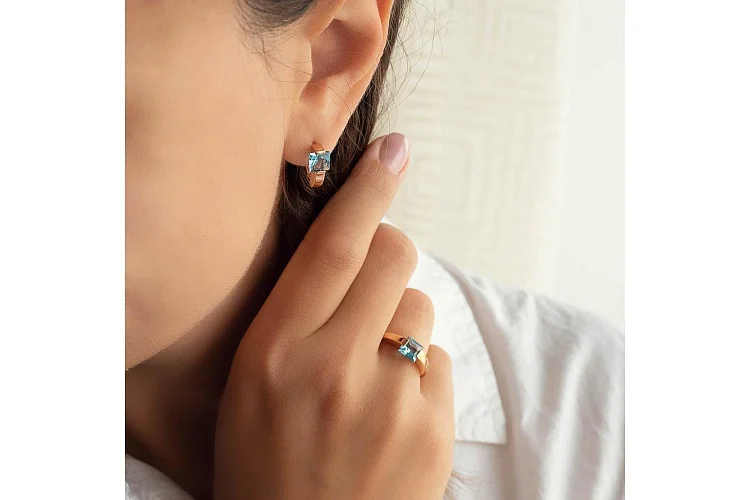 Серьги из красного золота с 2 топазами swiss