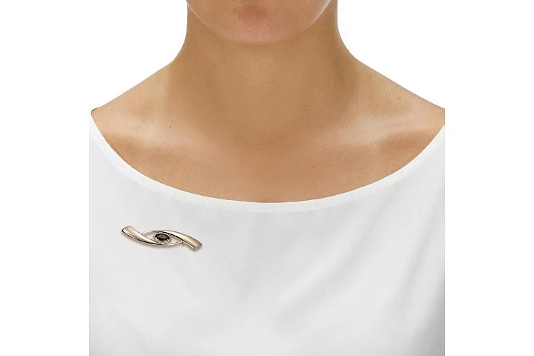 Брошь из жёлтого золота с раухтопазом