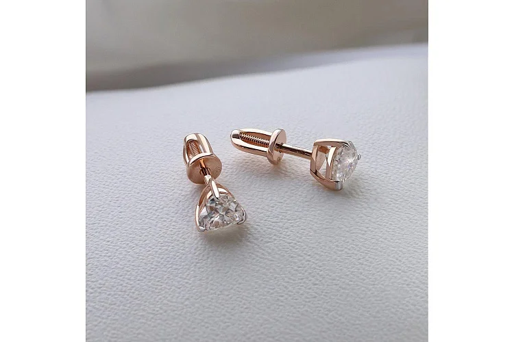 Серьги-пусеты Сердца из красного золота с 2 муассанитами