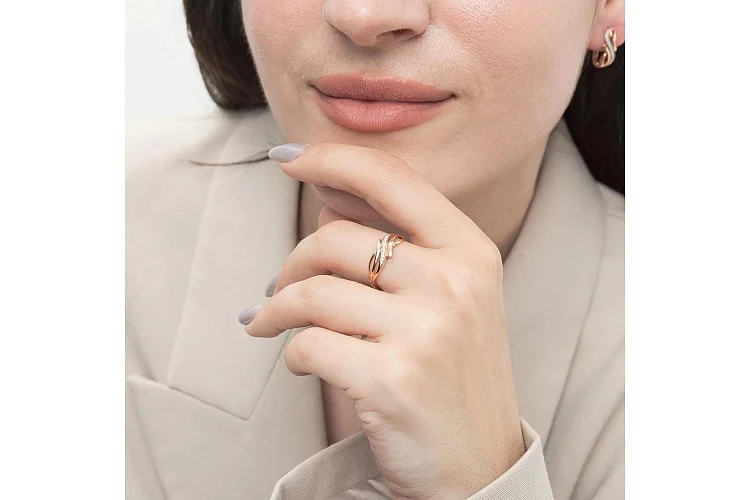 Серьги из красного золота с 18 бриллиантами