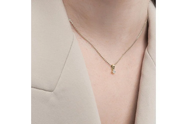 Подвеска из жёлтого золота с бриллиантом