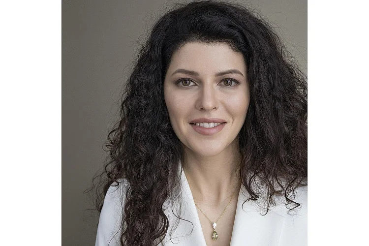 Колье из жёлтого золота с аметистом и фианитом