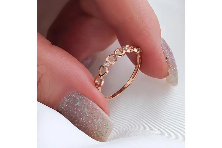 Кольцо Сердце из красного золота с 4 фианитами