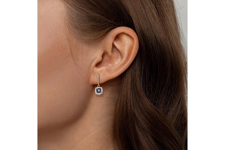 Серьги из красного золота с 2 александритами и 48 бриллиантами