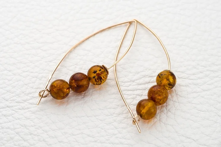 Серьги из красного золота с янтарём