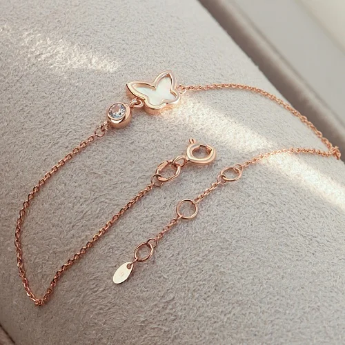 Браслет Бабочка из красного золота с перламутром и фианитом