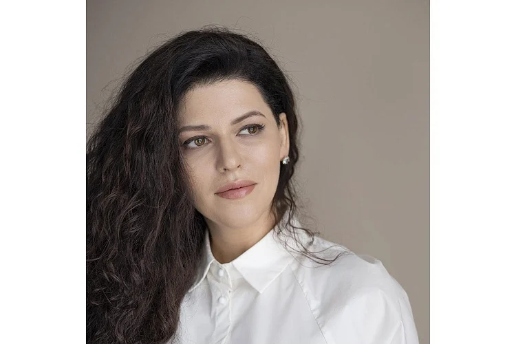 Серьги-пусеты из красного золота с 2 ситаллами