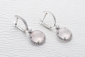 Серьги из белого золота с 2 кварцами и 78 фианитами