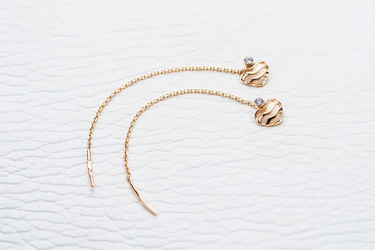 Серьги-продёвки Сердца из красного золота с 2 фианитами