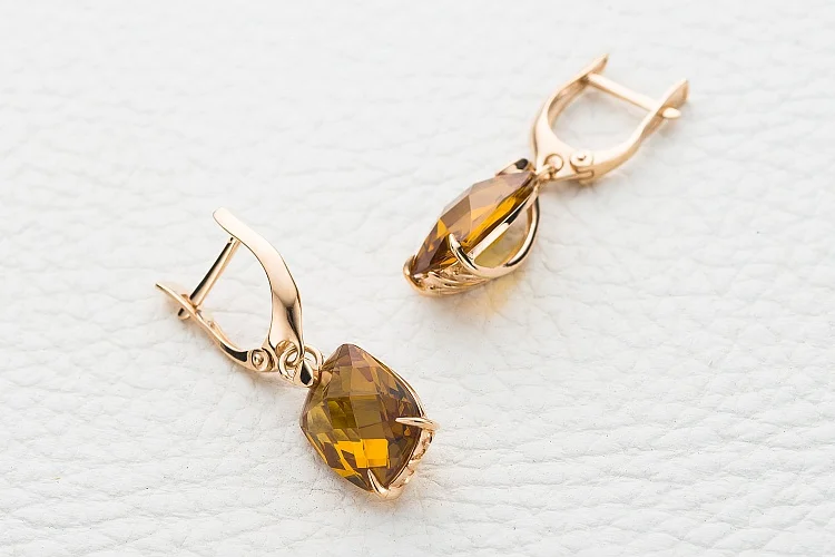 Серьги из красного золота с 2 султанитами