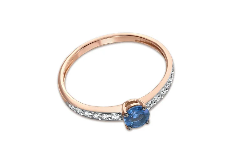 Кольцо из красного золота с топазом лондон и 12 фианитами