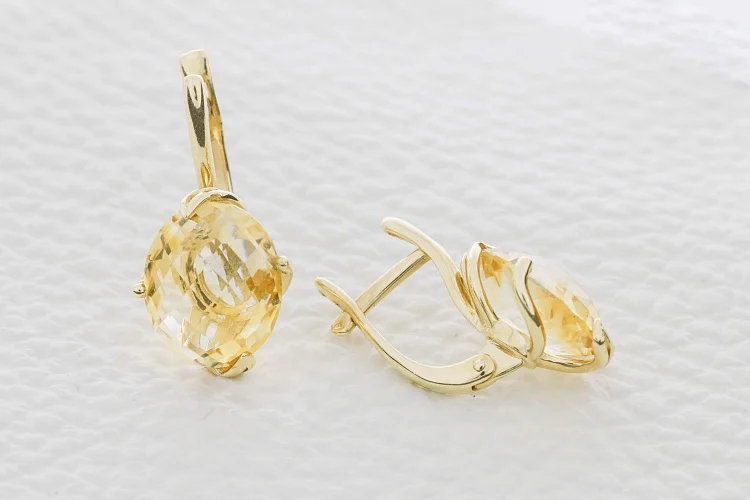Серьги из жёлтого золота с 2 цитринами