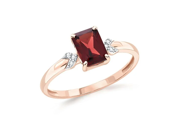 Кольцо из красного золота с гранатом и 6 бриллиантами