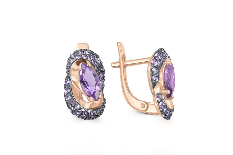 Серьги из красного золота с 2 аметистами и 64 фианитами