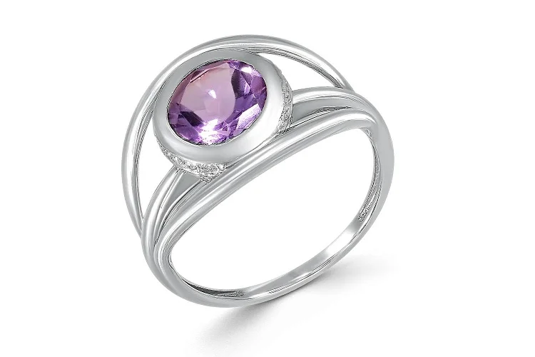 Кольцо из белого золота с аметистом и 16 фианитами