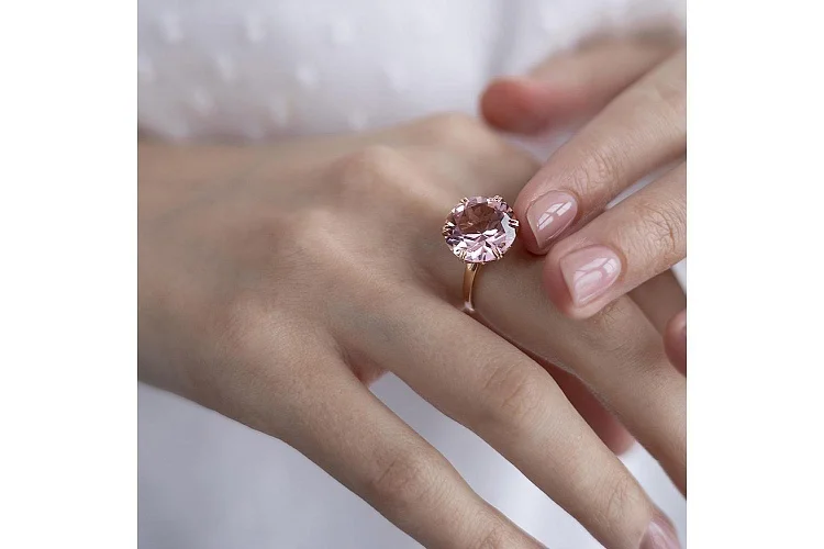 Кольцо из красного золота с ситаллом