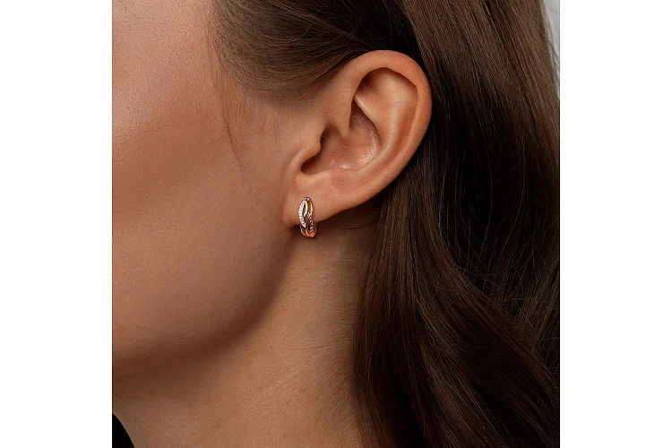 Серьги из красного золота с 18 бриллиантами