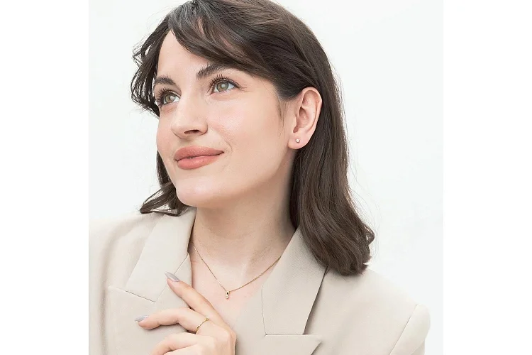 Подвеска из жёлтого золота с бриллиантом