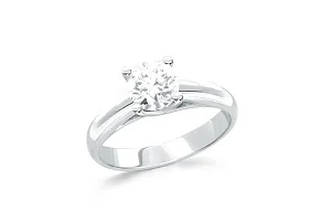 Кольцо из белого золота с муассанитом