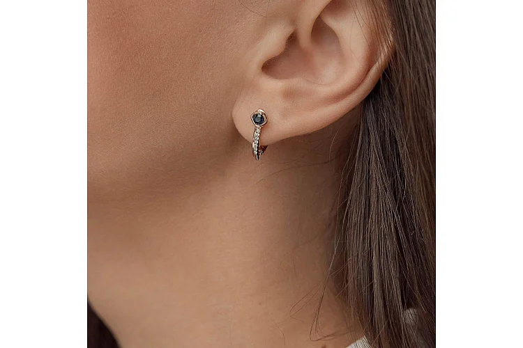 Серьги из красного золота с 2 сапфирами и 14 бриллиантами