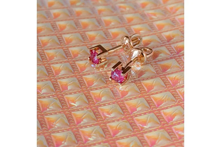 Серьги-пусеты из красного золота с 2 рубинами