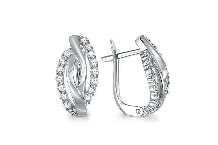 Серьги из белого золота с 32 фианитами