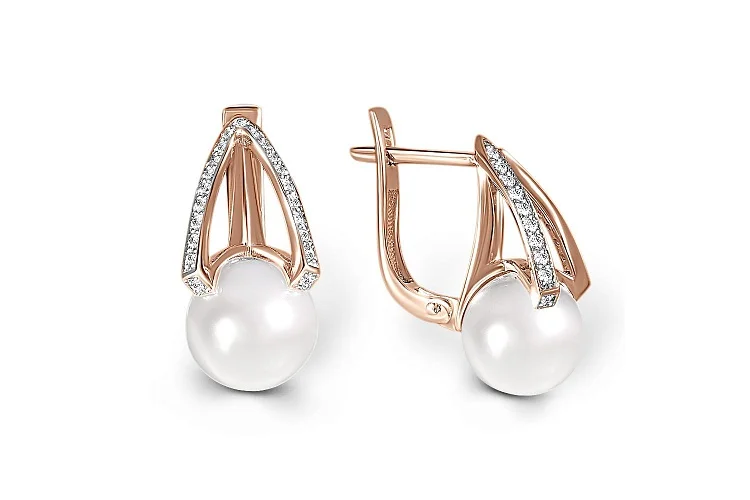 Серьги из красного золота с 2 жемчужинами и 42 фианитами