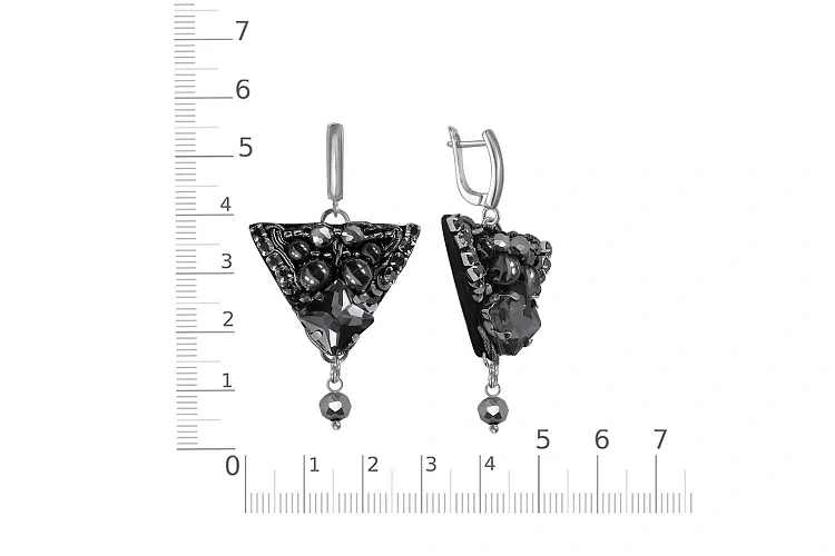 Бижутерные серьги Треугольные графит