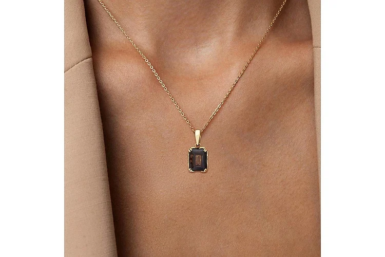 Подвеска из жёлтого золота с раухтопазом