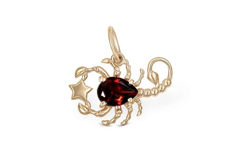 Подвеска Скорпион из красного золота с гранатом