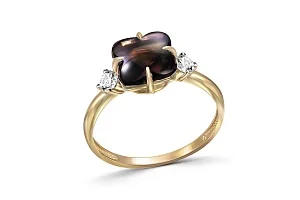 Кольцо из жёлтого золота с раухтопазом и 2 фианитами