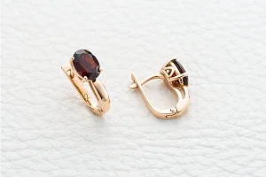 Серьги из красного золота с 2 гранатами