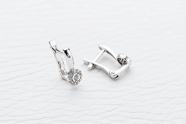 Серьги из белого золота с 22 бриллиантами