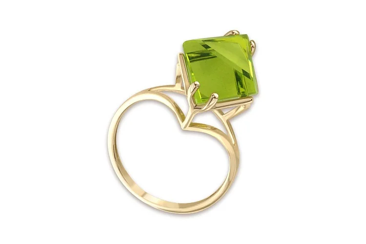 Кольцо из жёлтого золота с наноситалом