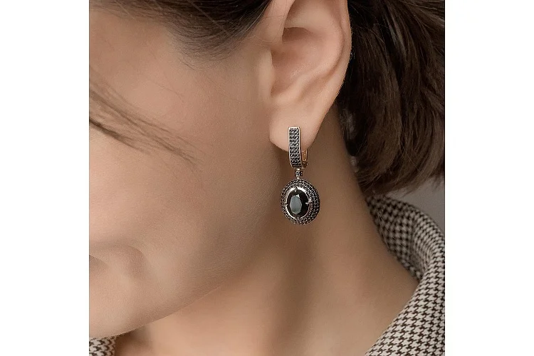 Серьги из жёлтого золота с 2 агатами и 290 фианитами