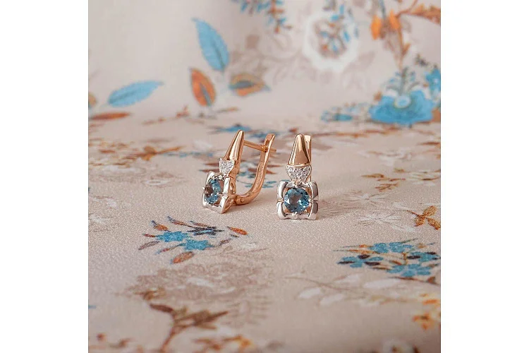 Серьги из красного золота с 2 топазами лондон и 10 фианитами