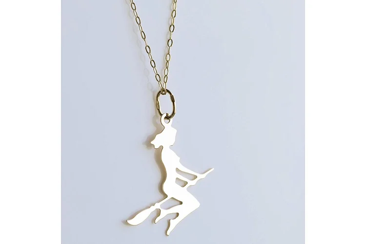 Подвеска Ведьма из жёлтого золота без вставок