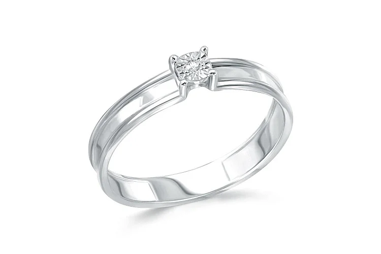 Кольцо из белого золота с бриллиантом