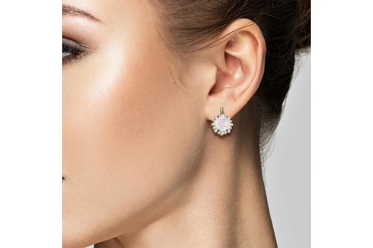 Серьги из жёлтого золота с 2 опалами и 32 фианитами