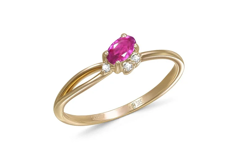 Кольцо из жёлтого золота с рубином и 3 бриллиантами